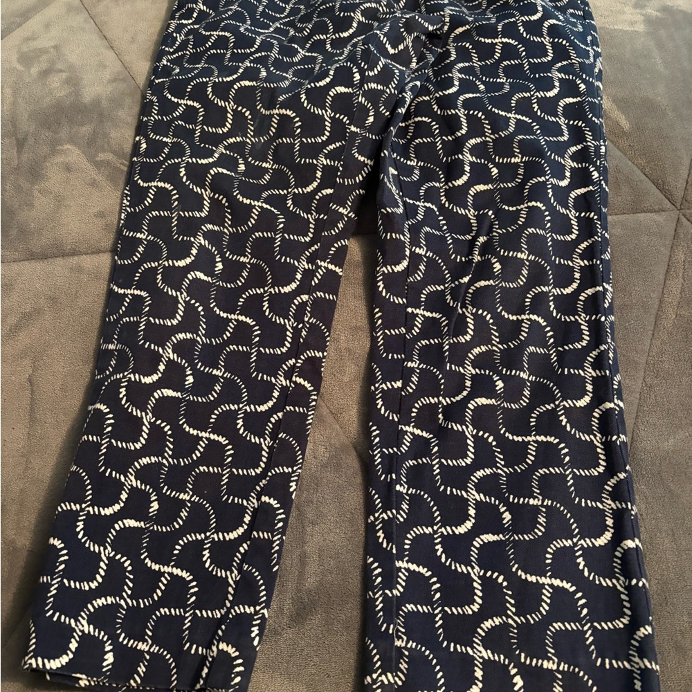 Navy and White Patterned Pants lands end size 4